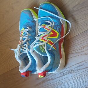 New Balance Mens Two WXY V3 Basketball Shoe Cerebral